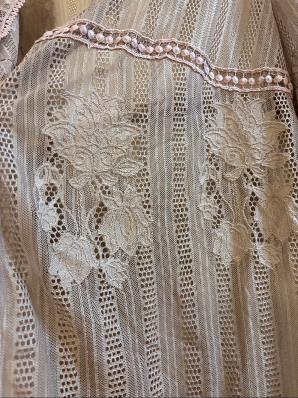 Miss Chievous Sheer Lace cardigan in Mauve Taupe Med - Picture 4 of 5